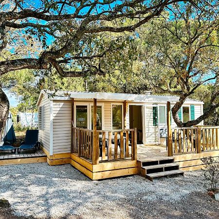 3 Bedroom Chalets Camping Lei Suves - Joycasa 로크부른수르알젠스 외부 사진