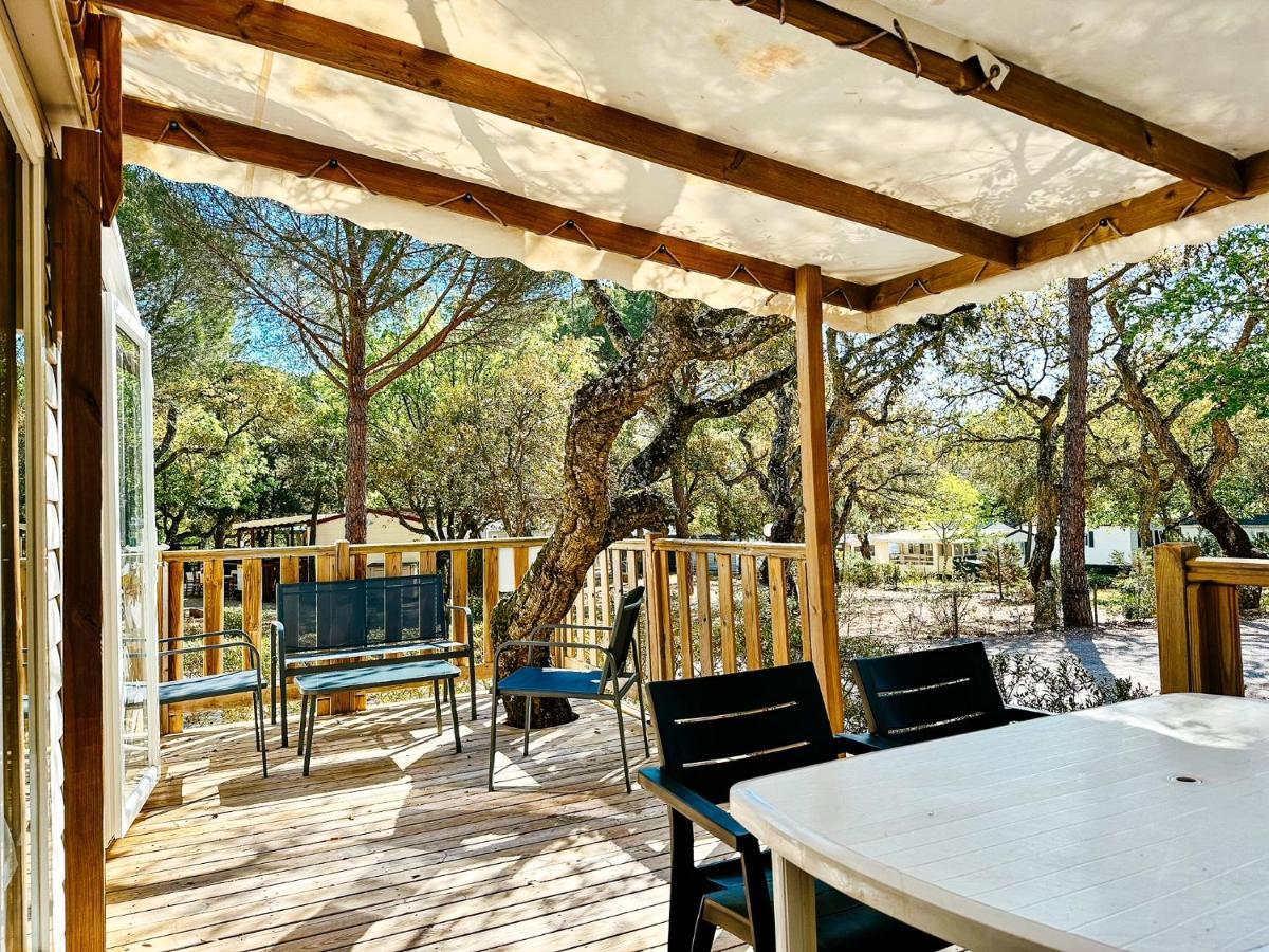 3 Bedroom Chalets Camping Lei Suves - Joycasa 로크부른수르알젠스 외부 사진