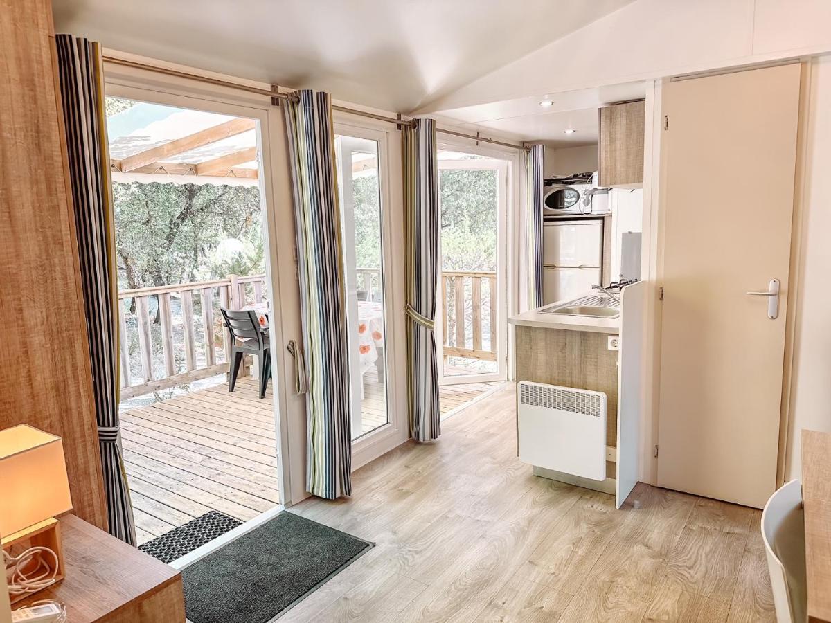 3 Bedroom Chalets Camping Lei Suves - Joycasa 로크부른수르알젠스 외부 사진