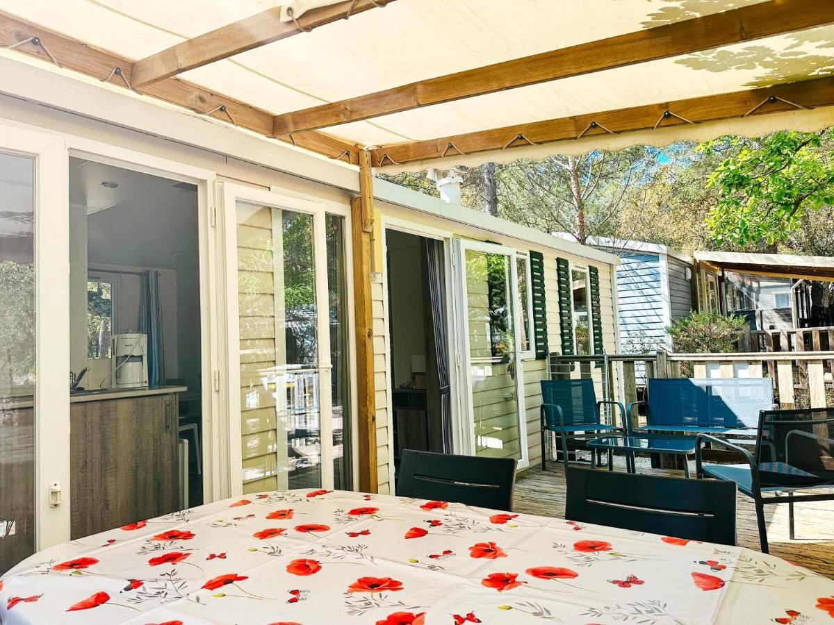 3 Bedroom Chalets Camping Lei Suves - Joycasa 로크부른수르알젠스 외부 사진